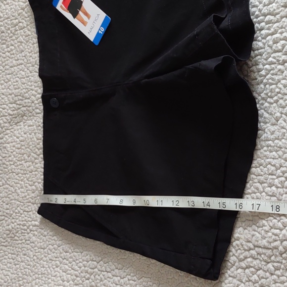 NWT Nautica Size 10 Mid Rise Twill Short 5" Inseam True Black - Picture 8 of 16